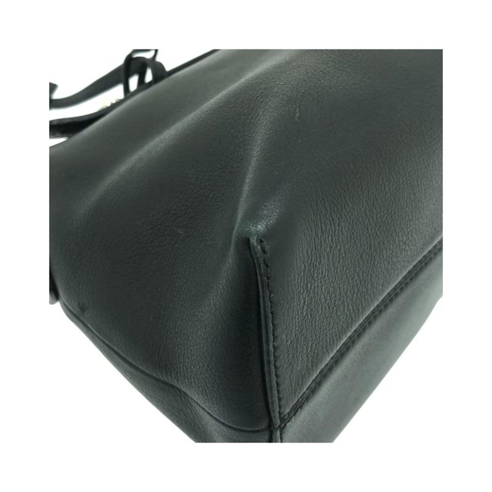 Pre Loved Fendi Sleek  Leather Handbag with Zippered Pockets - Picture 5 of 15